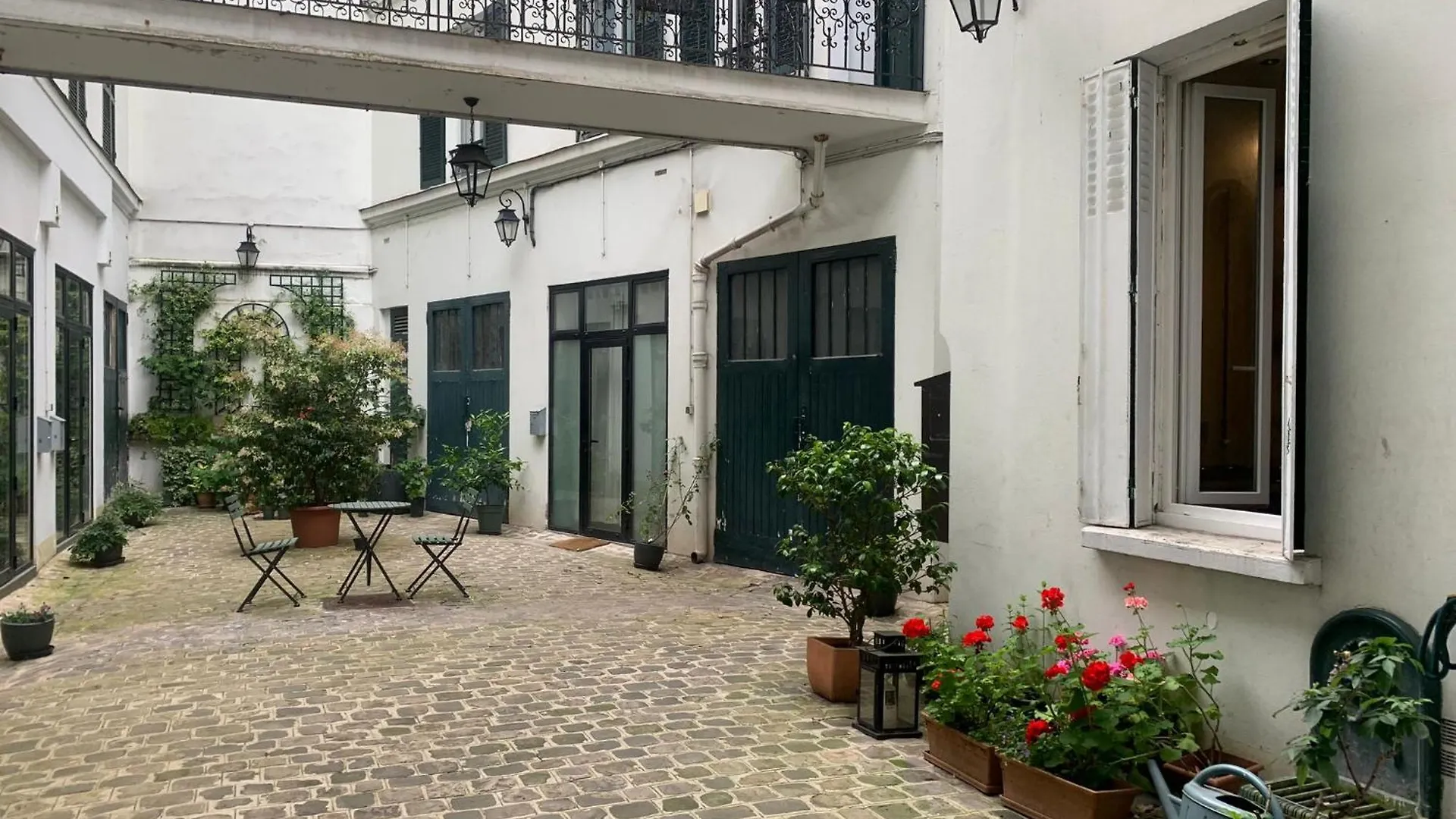 Studio A 10 Minutes De La Tour Eiffel Paris France